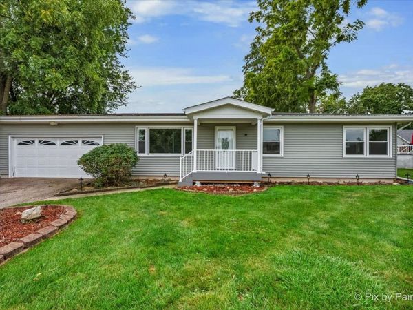 98 E North Avenue , Cortland, IL 60112
