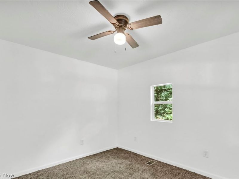 3538 Albany Avenue, Lorain, OH 44055 Photo 23