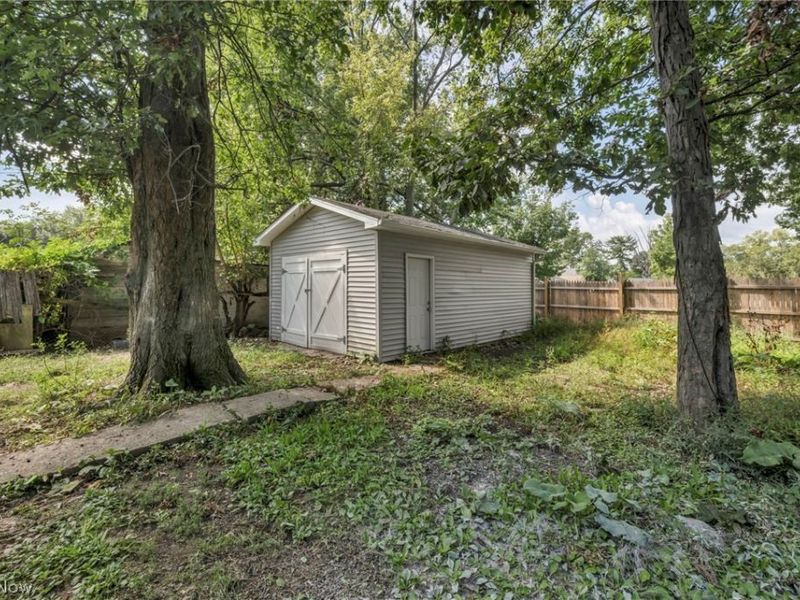 3538 Albany Avenue, Lorain, OH 44055 Photo 6