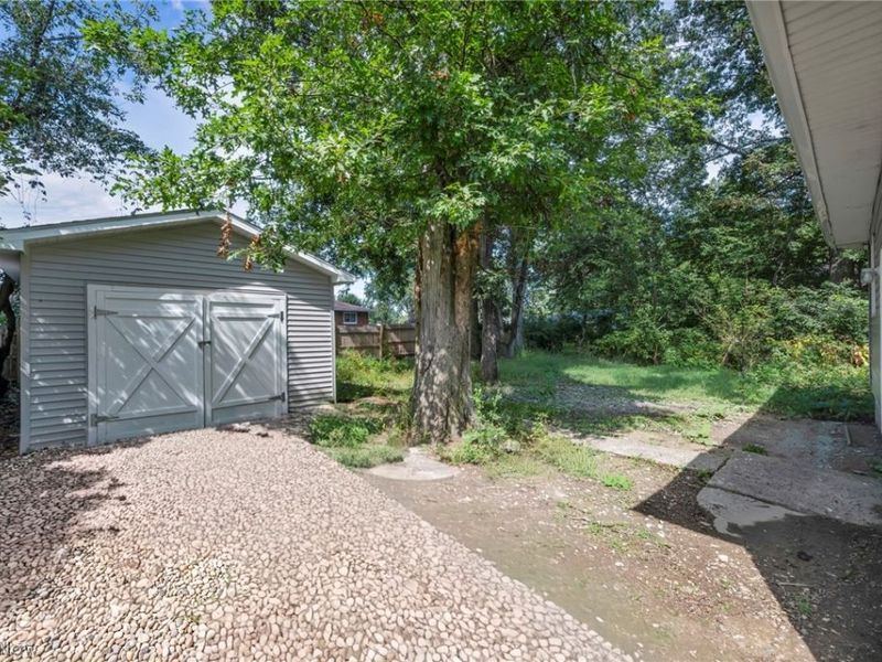 3538 Albany Avenue, Lorain, OH 44055 Photo 9