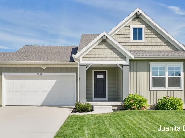 5862 Amur Drive SW, Wyoming, MI 49418