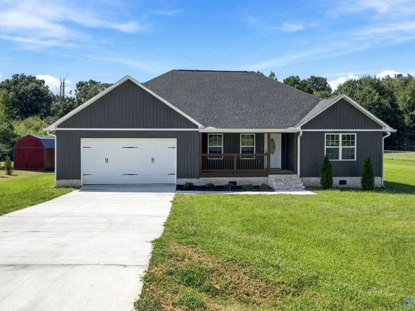 117 Creekside Drive, Albertville, AL 35950