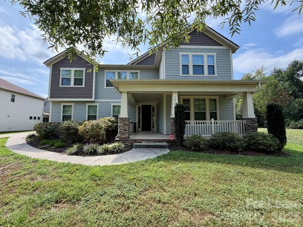 10728 Vanguard Parkway , Huntersville, NC 28078