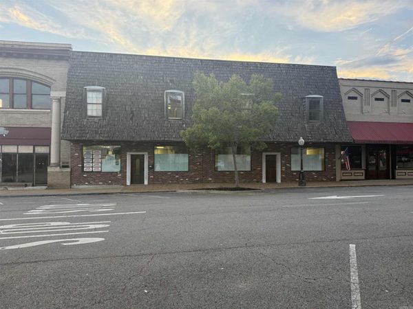 303 & 305 N Spruce Street , Searcy, AR 72143