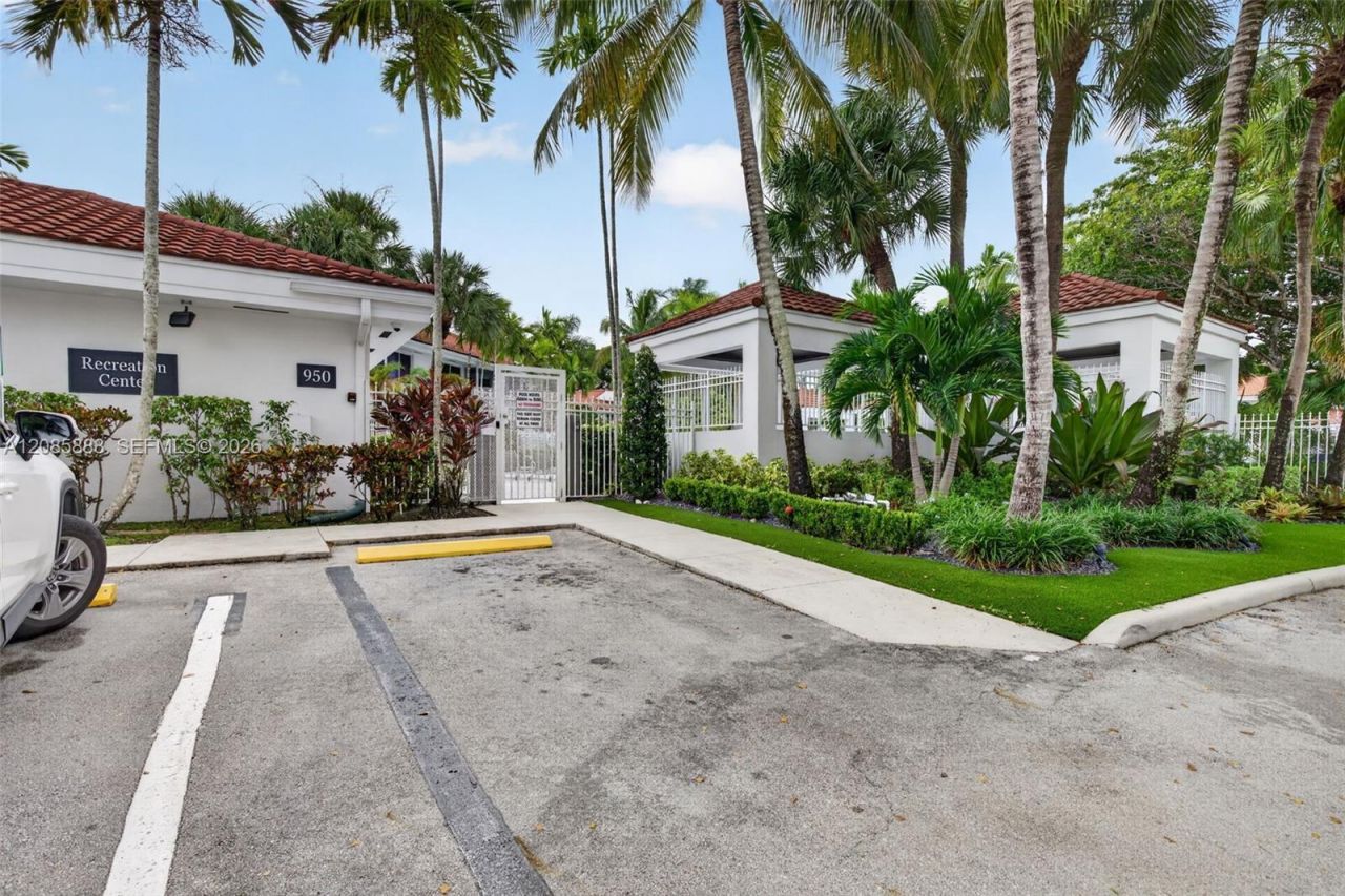 9275 NW 9th Ct, Plantation, FL 33324 Photo