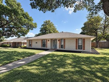 1830 Altadena Lane, Dallas, TX 75232