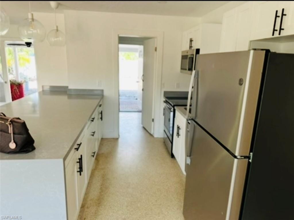 4560 Capri Dr, Naples, FL 34103 Photo