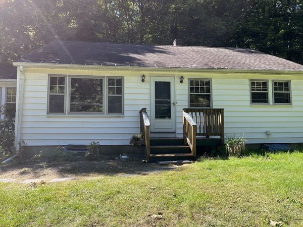 390 Worcester Rd, Barre, MA 01005