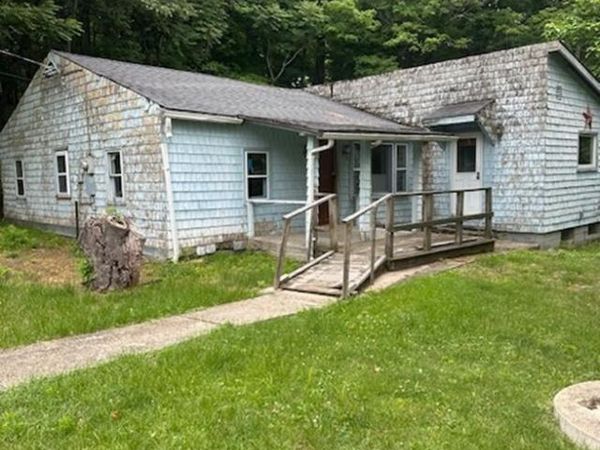 12 White Road, Saugerties, NY 12477