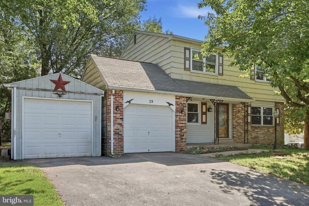 29 COCHISE LANE , ROYERSFORD, PA 19468