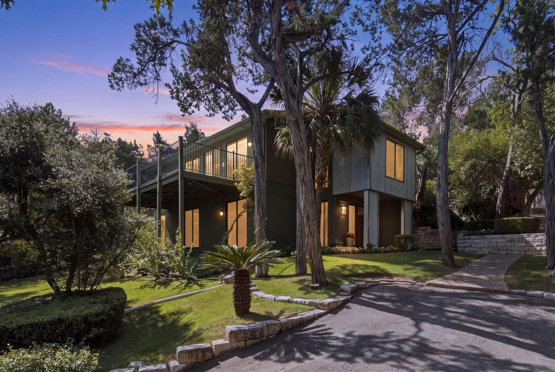 515 Yaupon Valley Rd, Austin, TX 78746 Main Photo