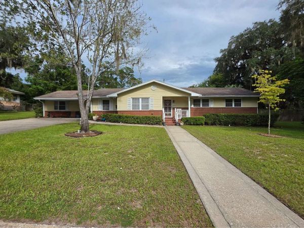 957 SE DIVISION AVE, Lake City, FL 32025