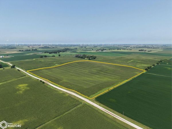 110th St., Pilot Mound, IA 50036