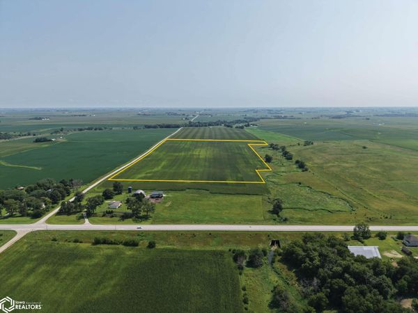 110th St., Pilot Mound, IA 50036