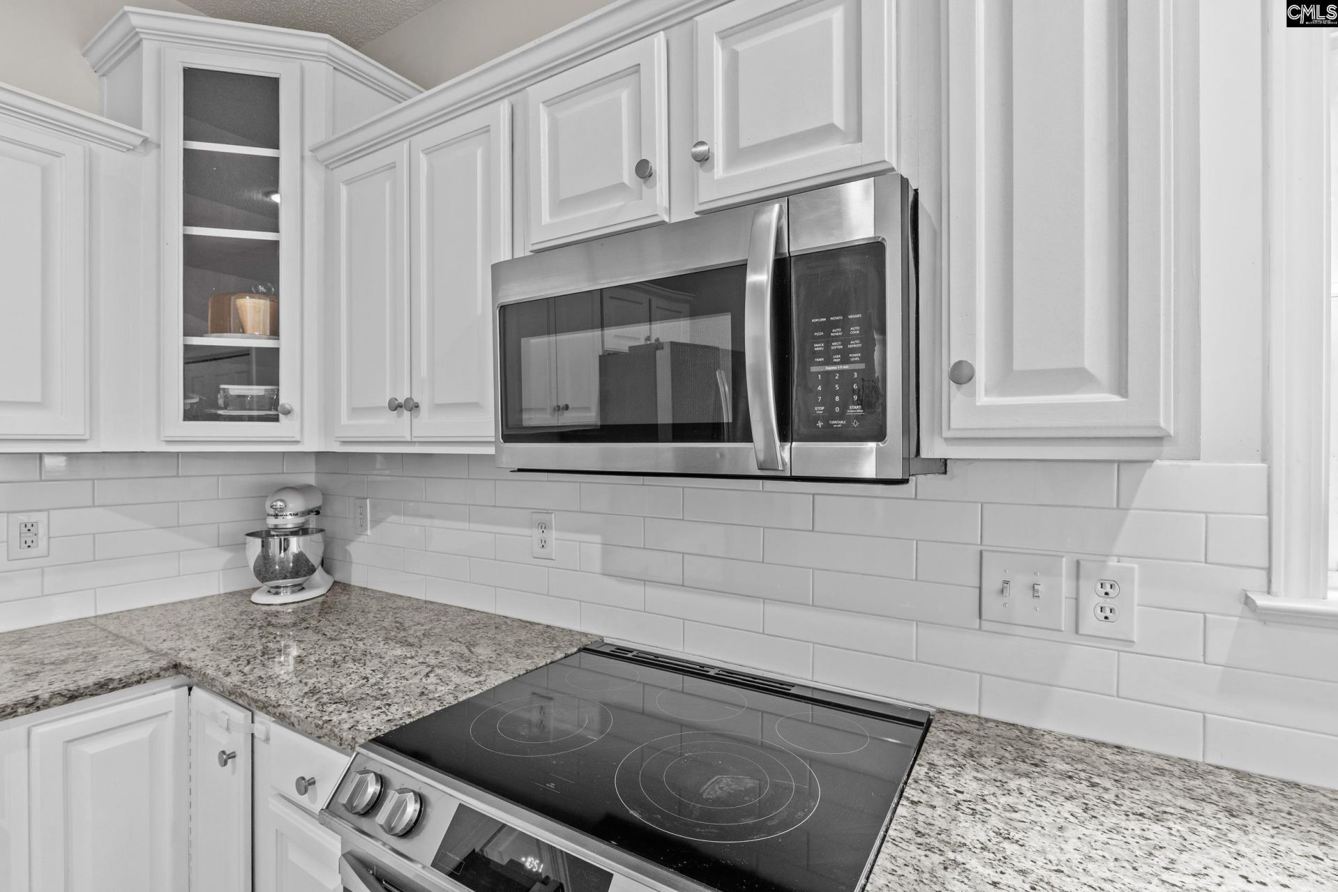 153 Summer Pines Drive  Photo 12