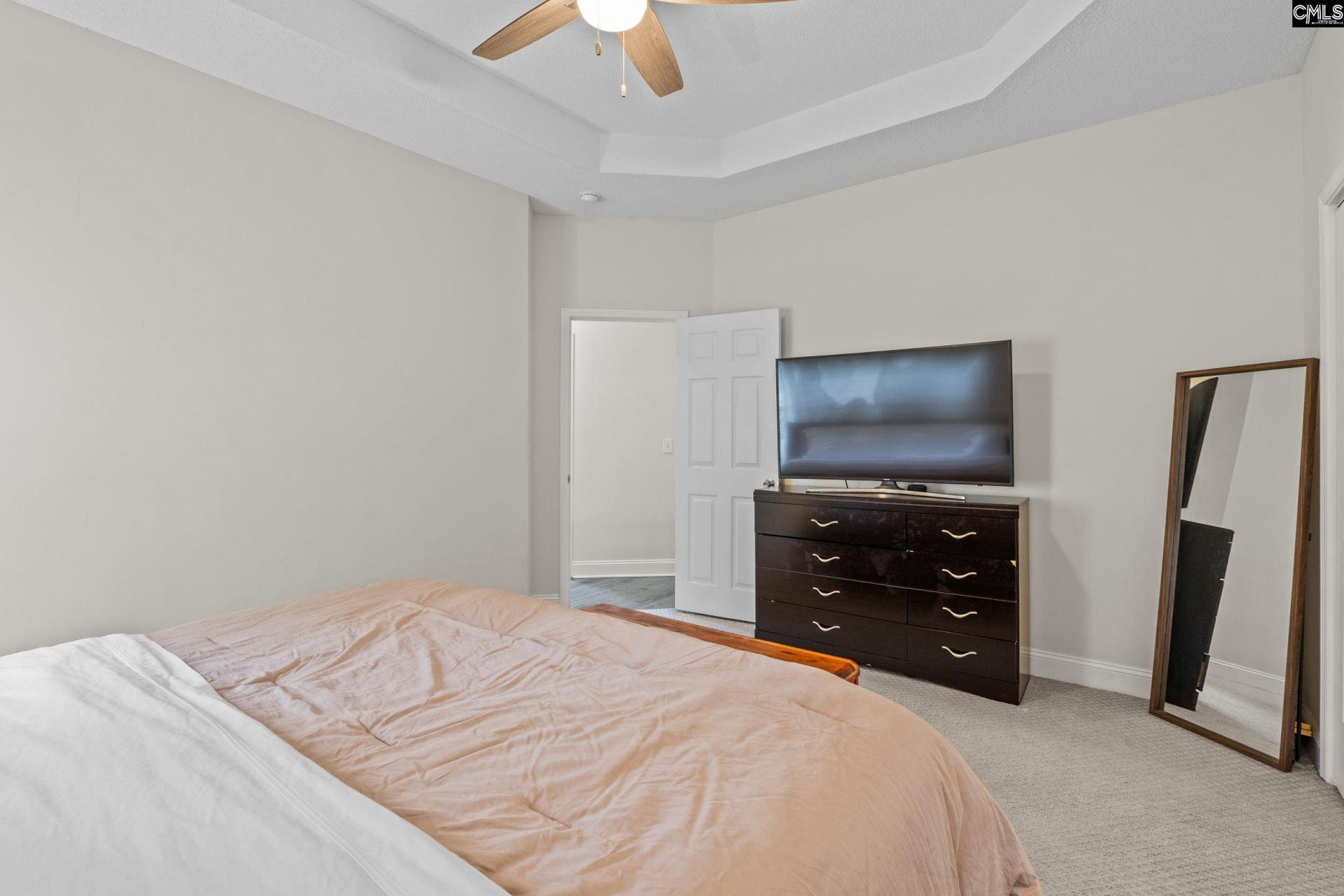 153 Summer Pines Drive  Photo 18
