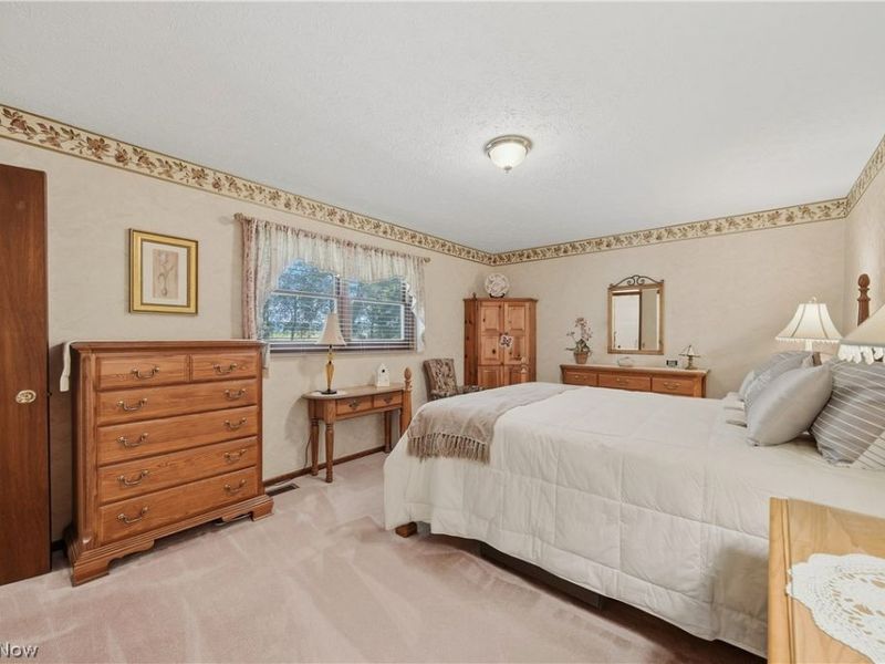 6180 Chesham Avenue NE, Canton, OH 44721 Photo 15