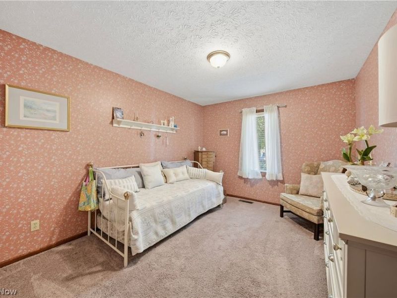 6180 Chesham Avenue NE, Canton, OH 44721 Photo 18