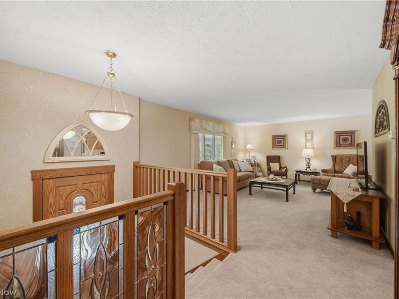 6180 Chesham Avenue NE, Canton, OH 44721 Photo 3