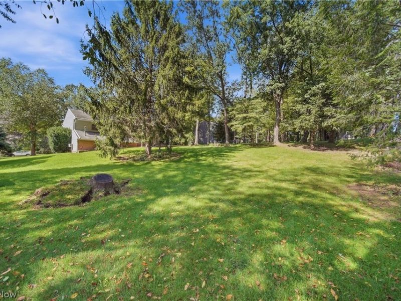 6180 Chesham Avenue NE, Canton, OH 44721 Photo 31
