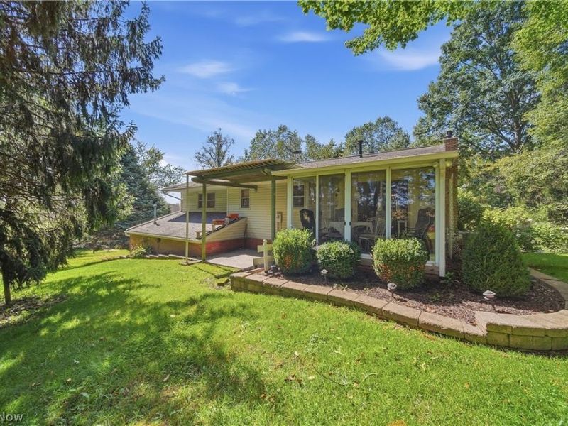 6180 Chesham Avenue NE, Canton, OH 44721 Photo 33