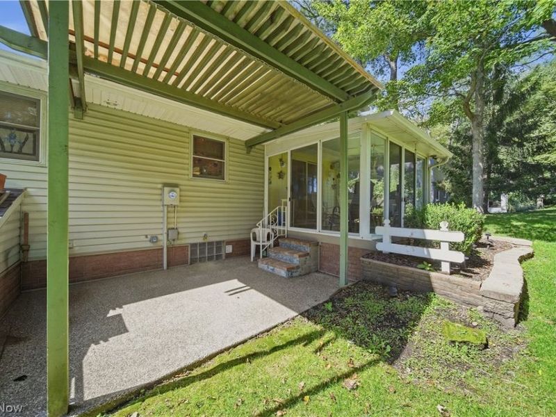 6180 Chesham Avenue NE, Canton, OH 44721 Photo 34