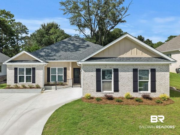 30288 Persimmon Dr, Daphne, AL 36527