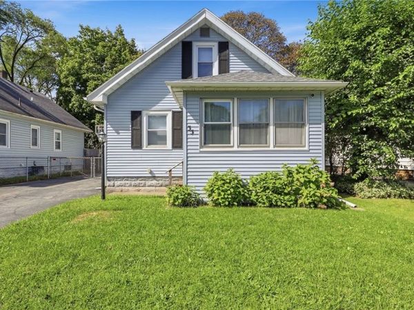 35 California Drive , Rochester, NY 14616