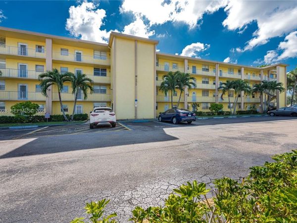 9949 Sandalfoot Blvd , Unit 538, Boca Raton, FL 33428