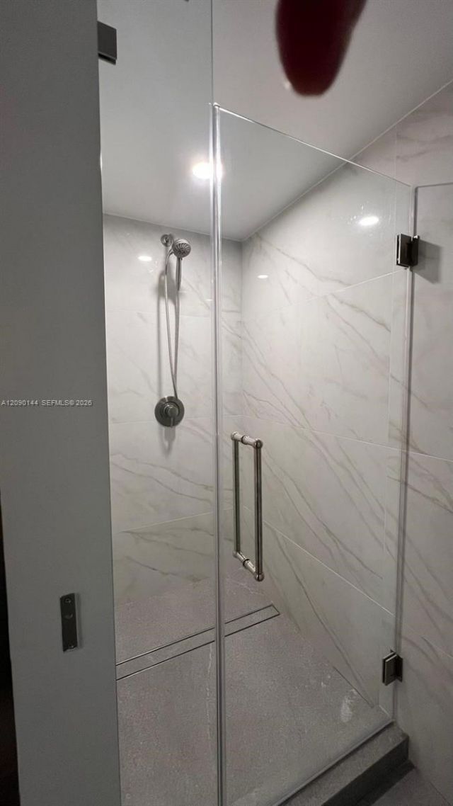 345 Ocean Dr , Unit 525, Miami Beach, FL 33139 Photo
