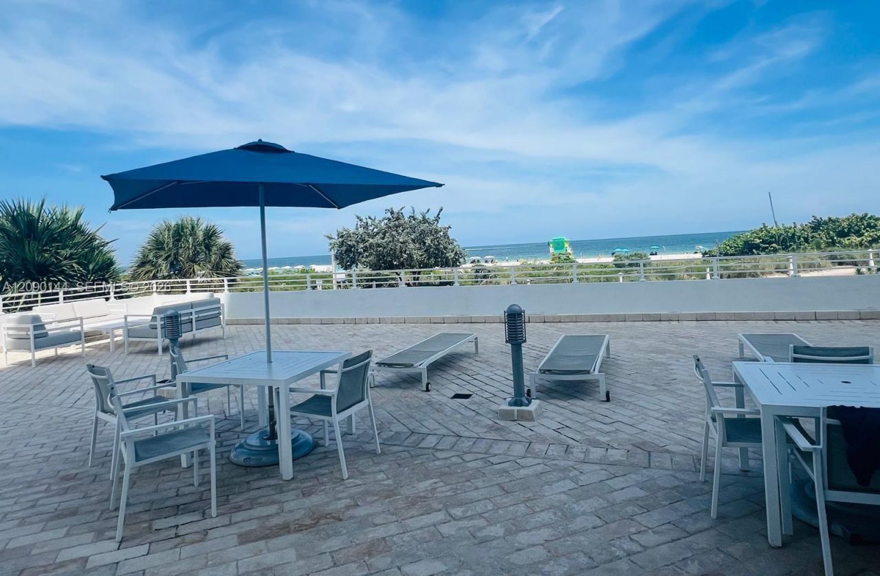 345 Ocean Dr , Unit 525, Miami Beach, FL 33139 Photo