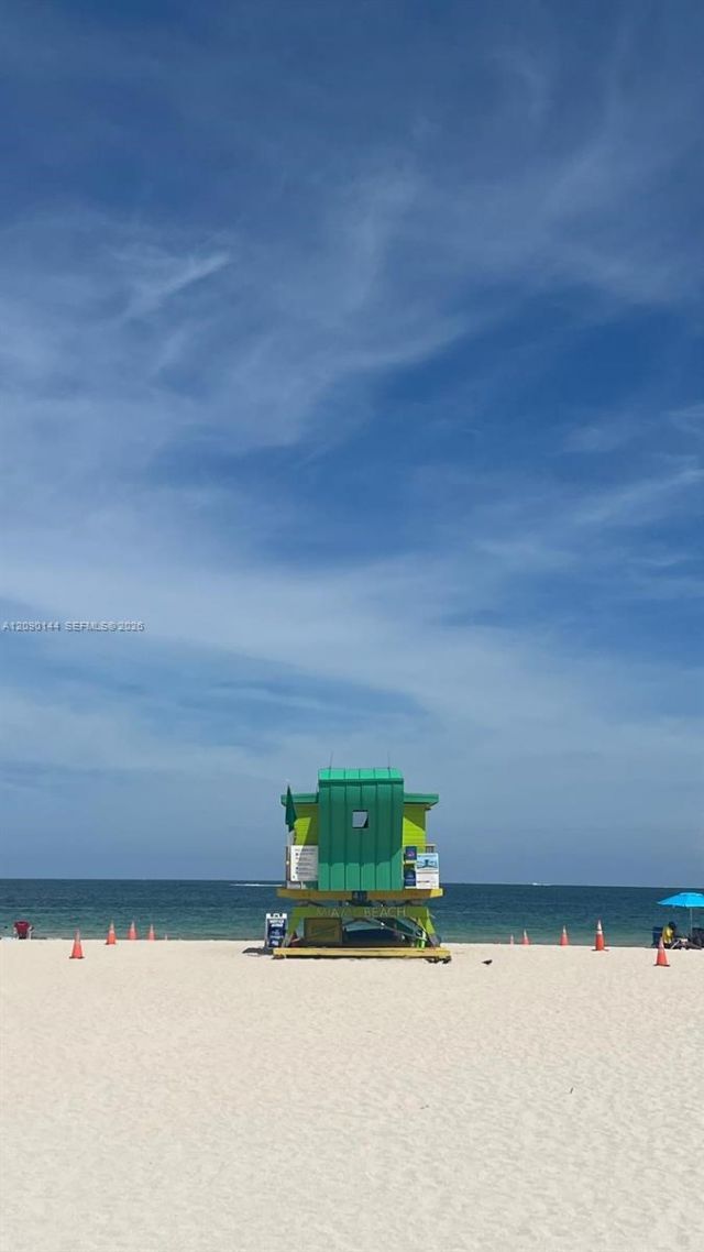 345 Ocean Dr , Unit 525, Miami Beach, FL 33139 Photo