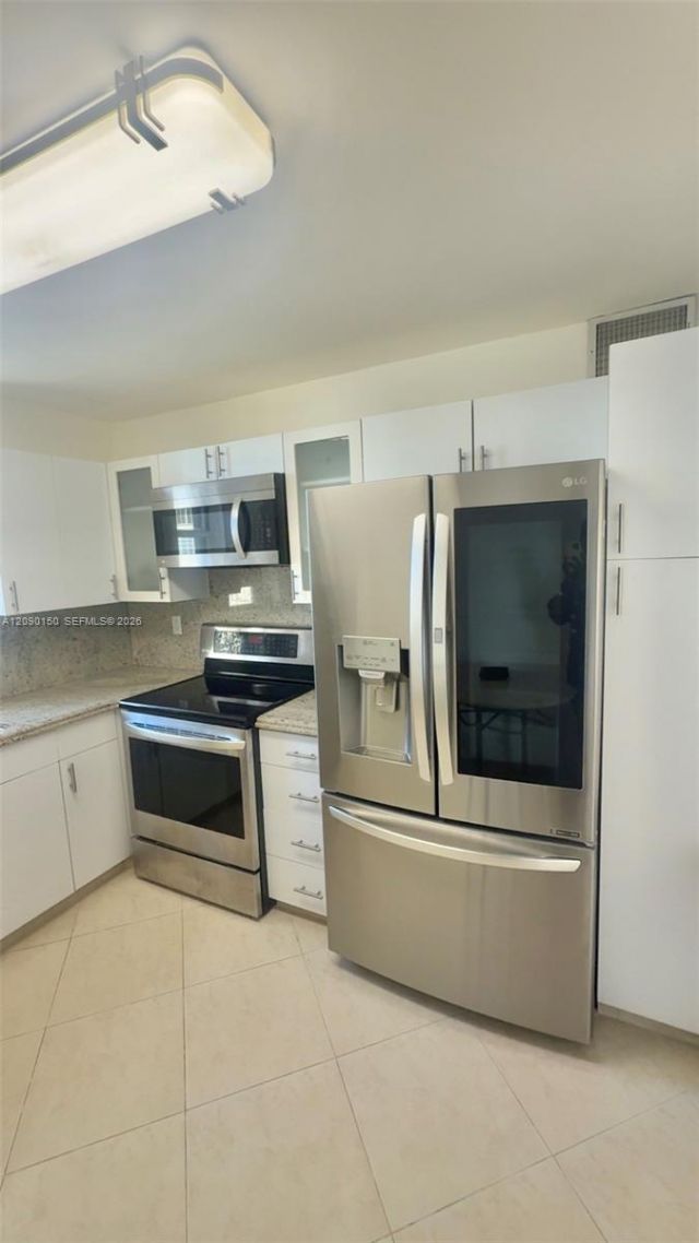 18181 NE 31st Ct , Unit 2110, Aventura, FL 33160 Photo