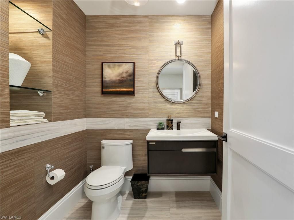13665 Vanderbilt Dr, Unit 301, Naples, FL 34110 Photo