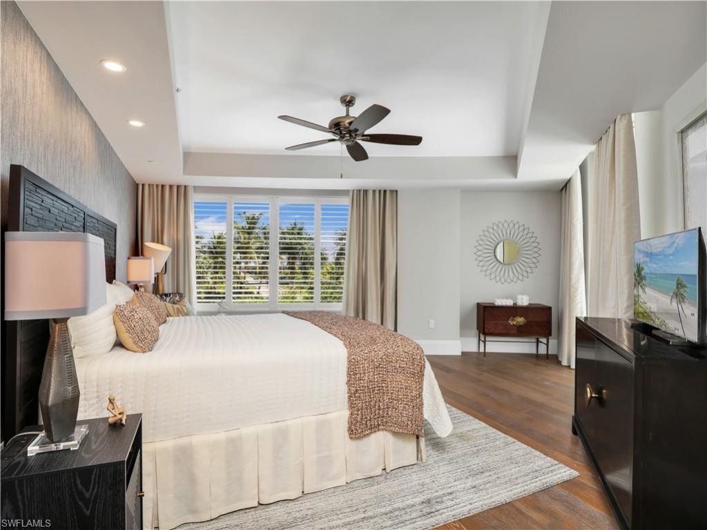 13665 Vanderbilt Dr, Unit 301, Naples, FL 34110 Photo