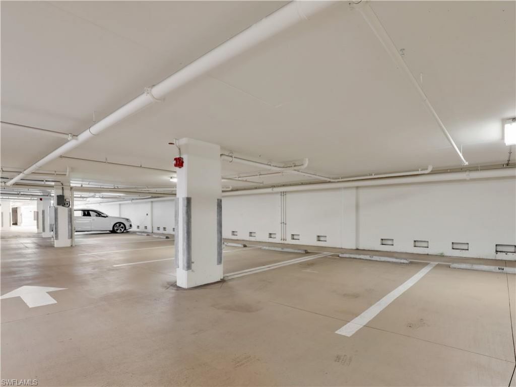 13665 Vanderbilt Dr, Unit 301, Naples, FL 34110 Photo