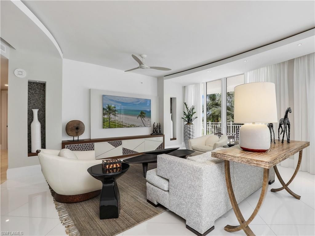 13665 Vanderbilt Dr, Unit 301, Naples, FL 34110 Photo