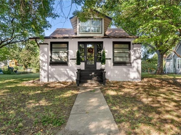 403 S 1st Street, Odessa, MO 64076