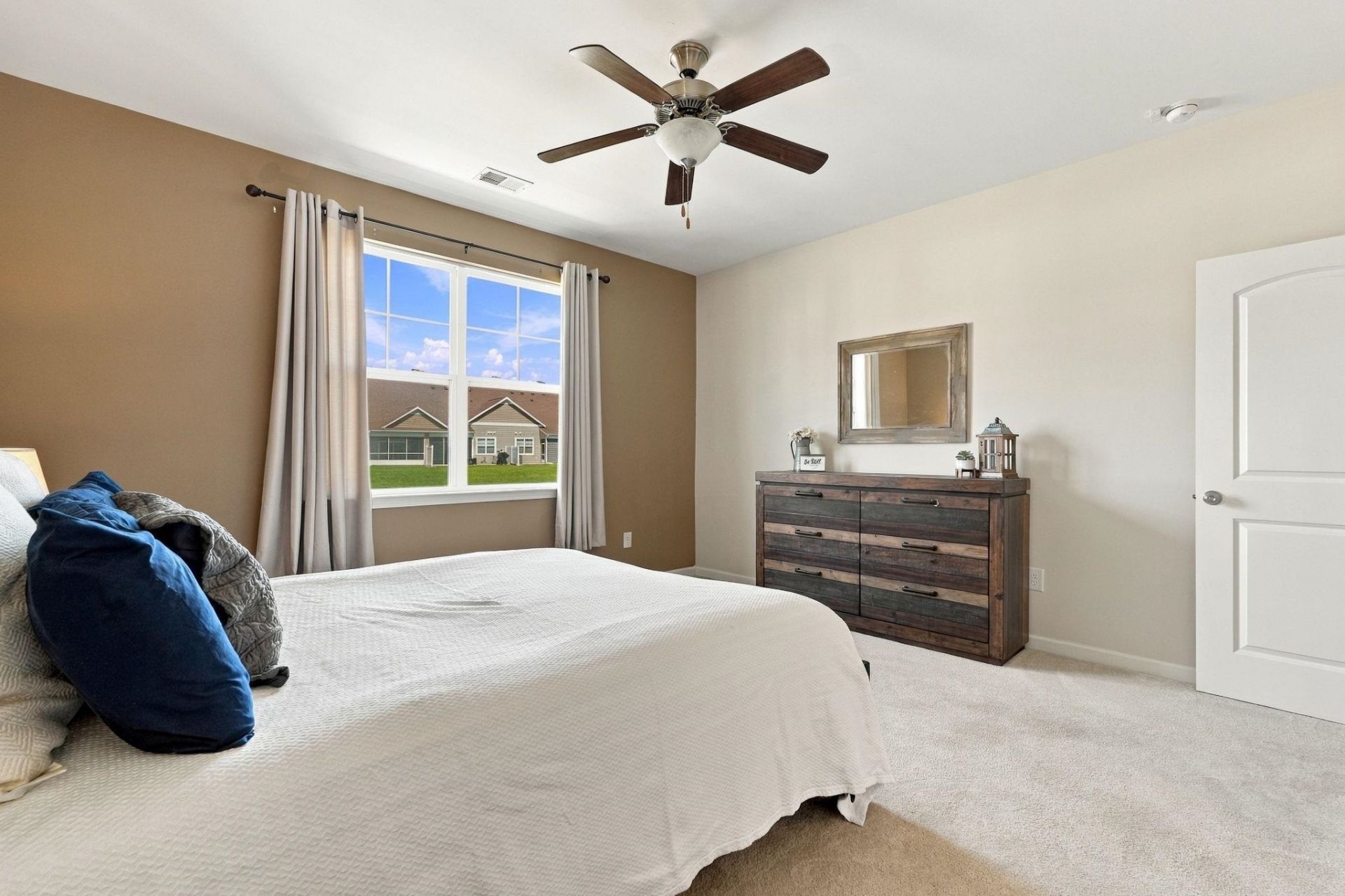 300 Nairn Dr.  Photo 20