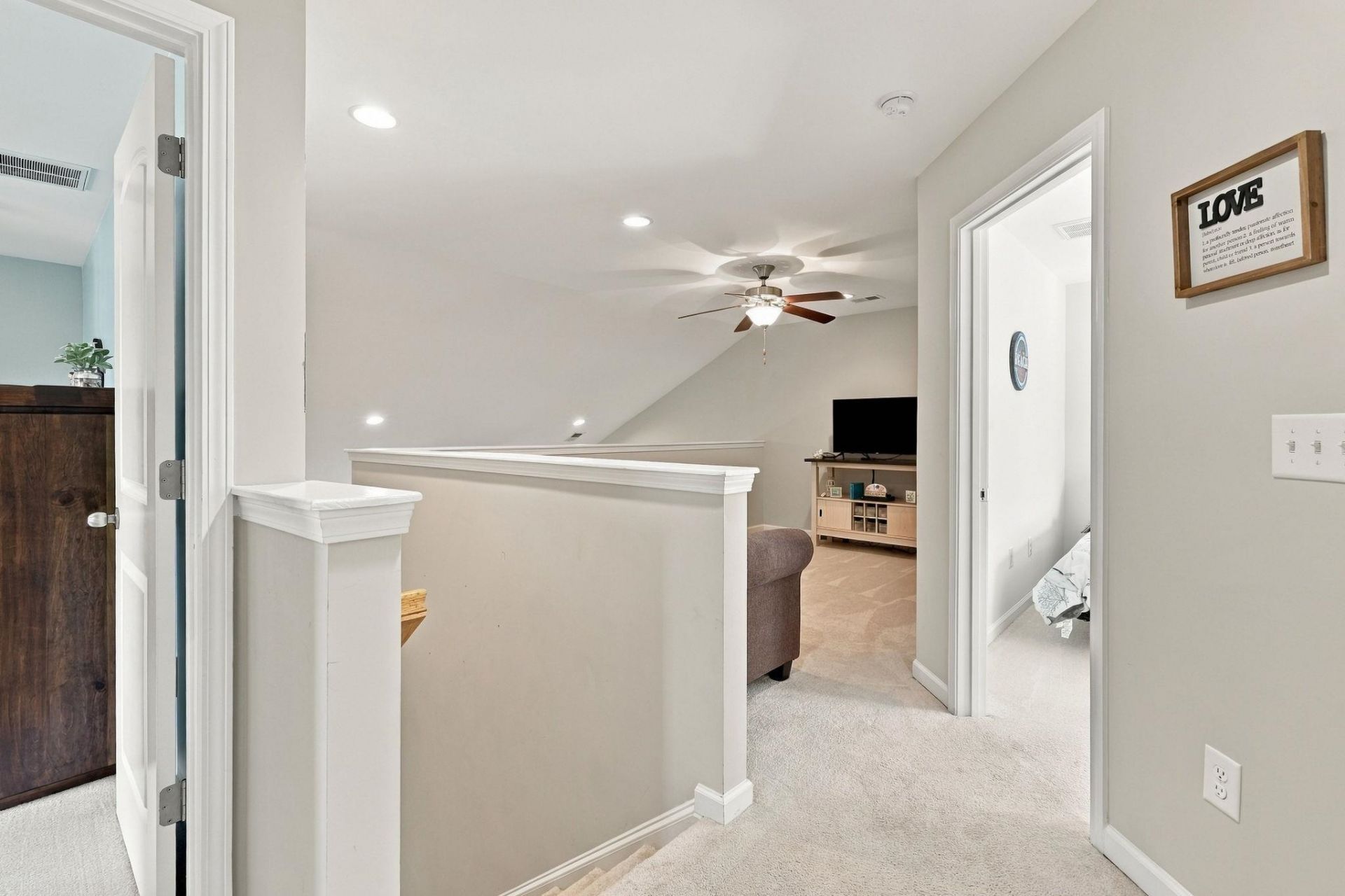 300 Nairn Dr.  Photo 27