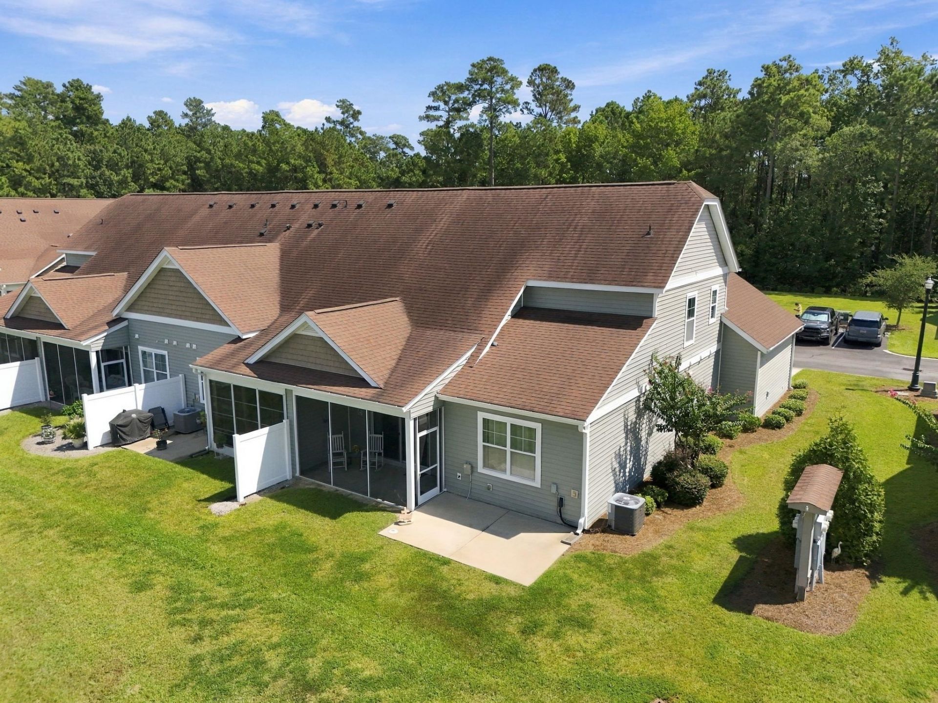 300 Nairn Dr.  Photo 46