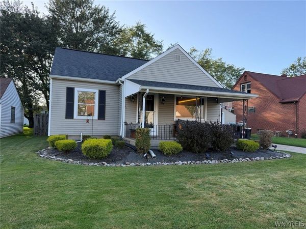 186 S Huxley Drive , Buffalo, NY 14225