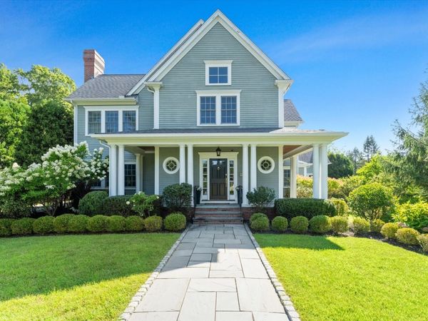 23 Stonefield Court, Needham, MA 02492