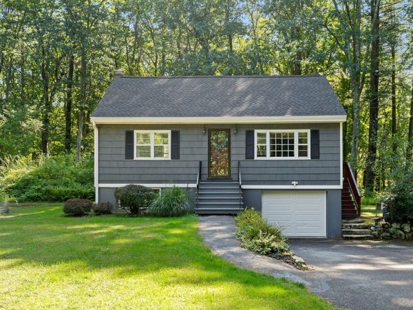 52 Rattlesnake Hill Rd, Andover, MA 01810