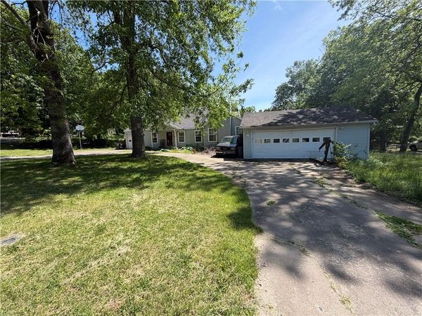 455 Skelton Street , Fayetteville, AR 72701