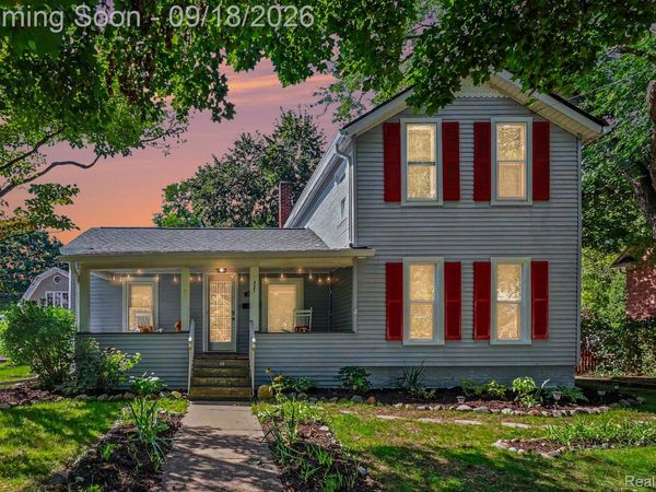 321 W Sibley Street, Howell, Mi 48843