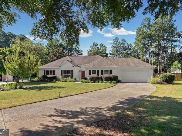 440 Allenbrook Court, Roswell, GA 30075