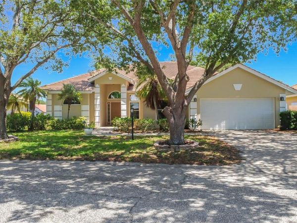 1216 WHITNEY DRIVE , VENICE, FL 34292
