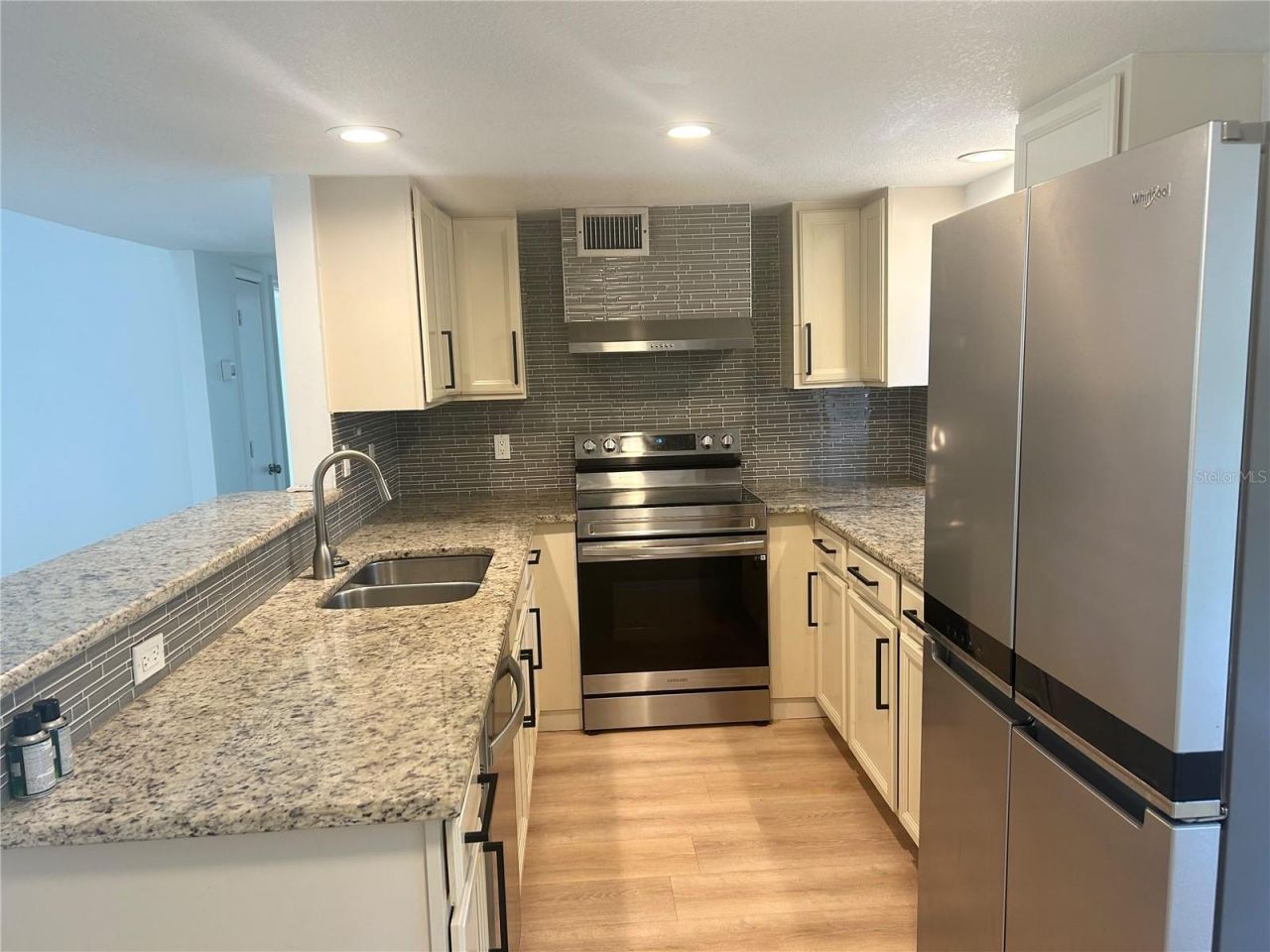 4219 Murdock Avenue , Sarasota, FL 34231 Photo