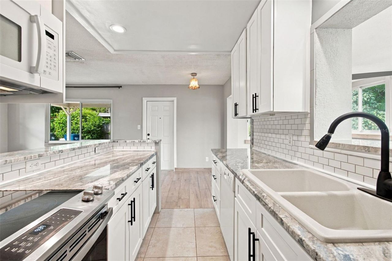 2315 Amherst Avenue, Bradenton, FL 34207 Photo